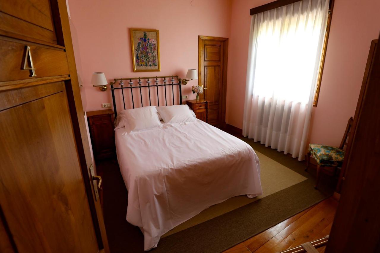 Hotel Hontoria Kültér fotó